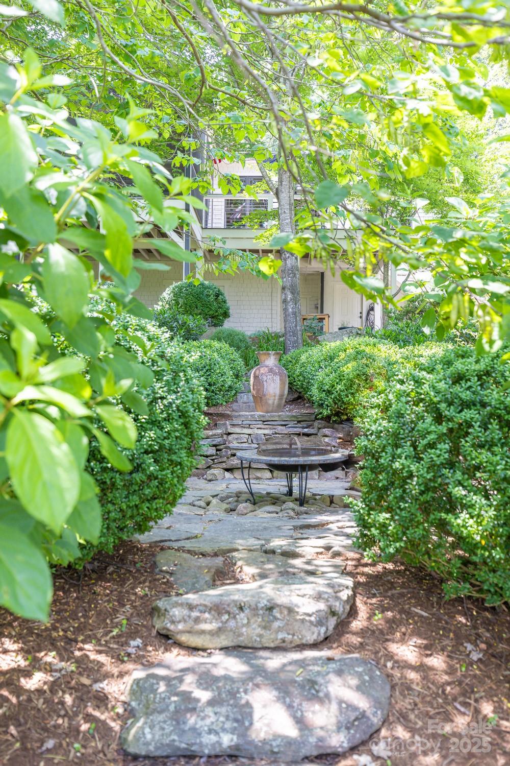 101 Windsor Road Asheville, NC 28804 - Photo 37 of 45 Gallery Image 37