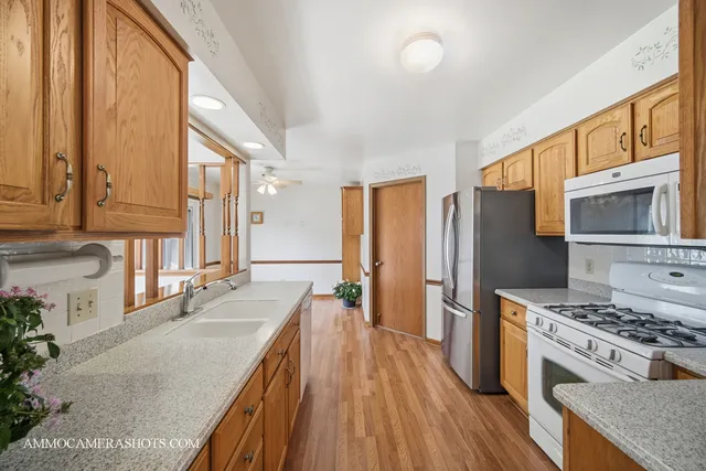 $285,000 | 36 Fallcreek Circle, Montgomery, IL 60538