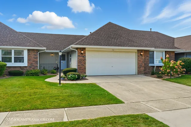 $285,000 | 36 Fallcreek Circle, Montgomery, IL 60538