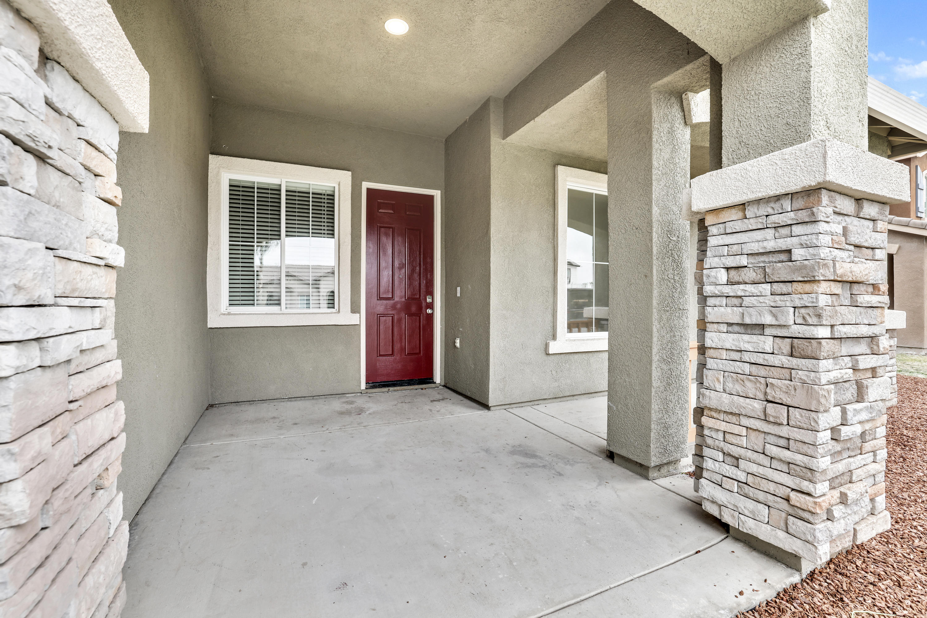 346 Martin Street Tulare, CA 93274 - Photo 9 of 33 d50a6597-d50a6599