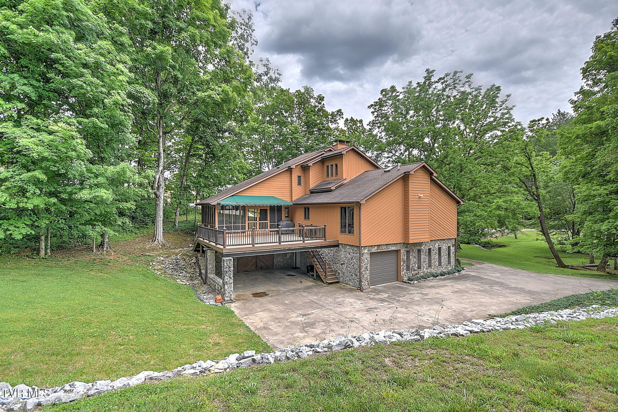 299 South Rufe Taylor Road Greeneville, TN 37745 - Photo 2 of 68 299 S Rufe Taylor Rd GL_-57