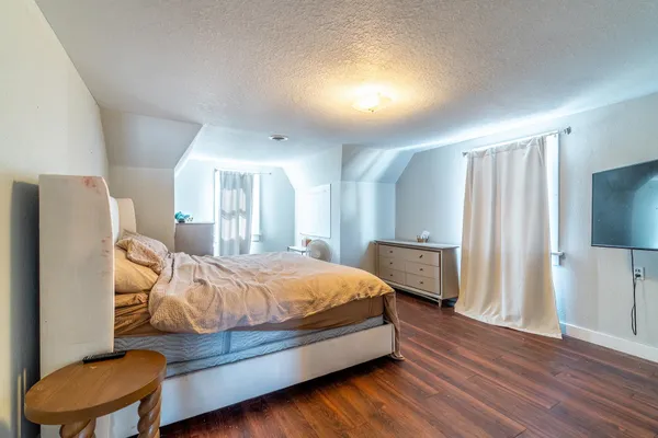 $212,500 | 4814 Arlington Avenue, Fort Wayne, IN 46807