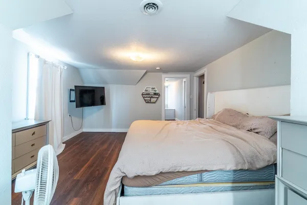$212,500 | 4814 Arlington Avenue, Fort Wayne, IN 46807