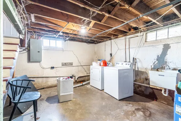 $212,500 | 4814 Arlington Avenue, Fort Wayne, IN 46807