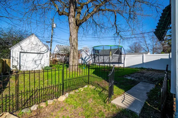 $212,500 | 4814 Arlington Avenue, Fort Wayne, IN 46807