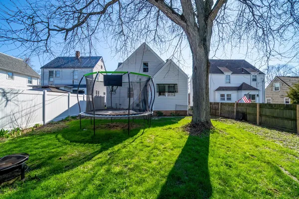 $212,500 | 4814 Arlington Avenue, Fort Wayne, IN 46807
