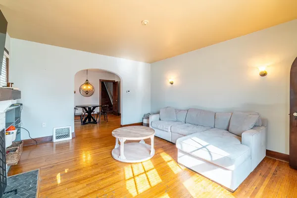 $212,500 | 4814 Arlington Avenue, Fort Wayne, IN 46807