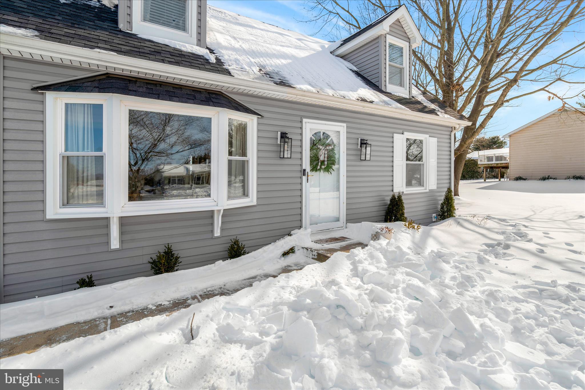 7997 Pleasant Court Frederick, MD 21701 - Photo 7 of 78 a view of a house with a snow in the roof