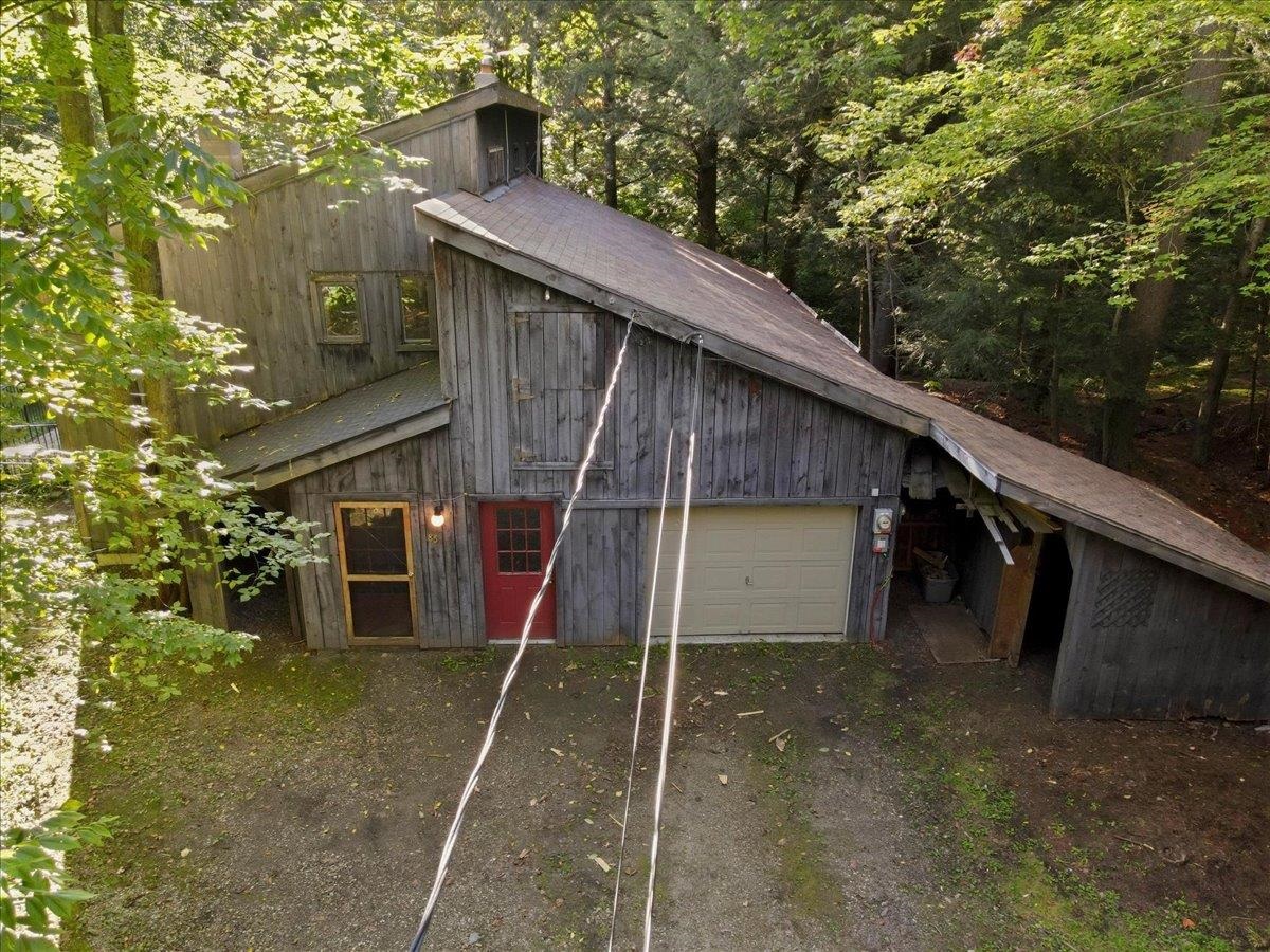 85 Upper Access Road Hinesburg, VT 05461 - Photo 2 of 59 Gallery Image 2