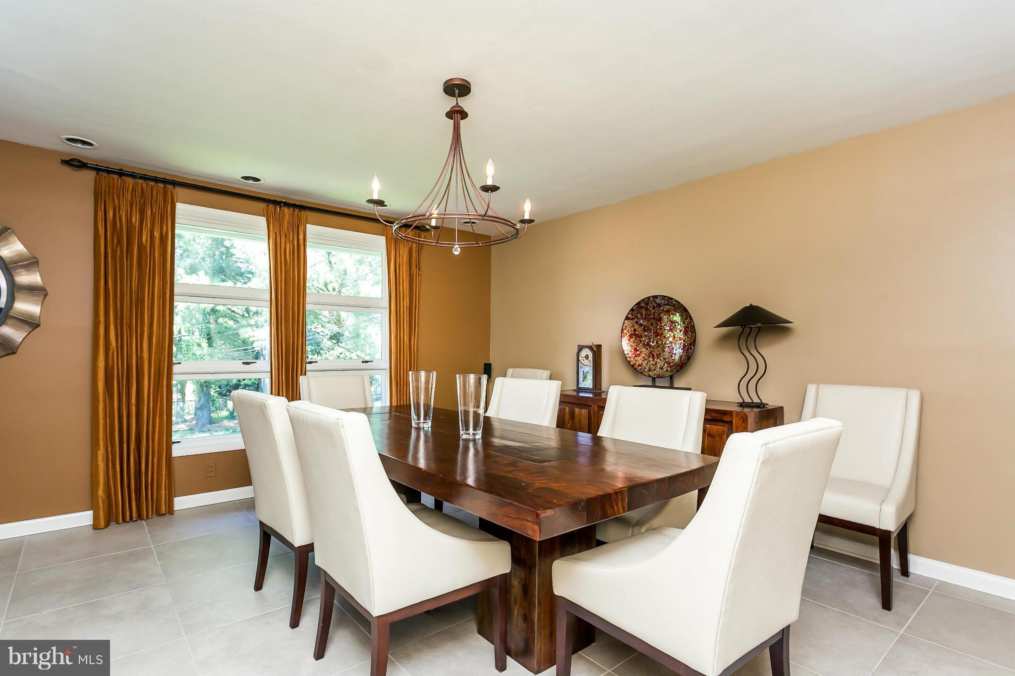 2916 Old Court Road Pikesville, MD 21208 - Photo 13 of 30 Dining Room