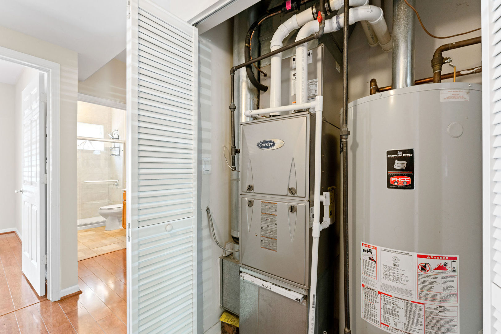 1406 South Halsted Street, Unit 1A Chicago, IL 60607 - Photo 19 of 25 a close view of a refrigerator and a window