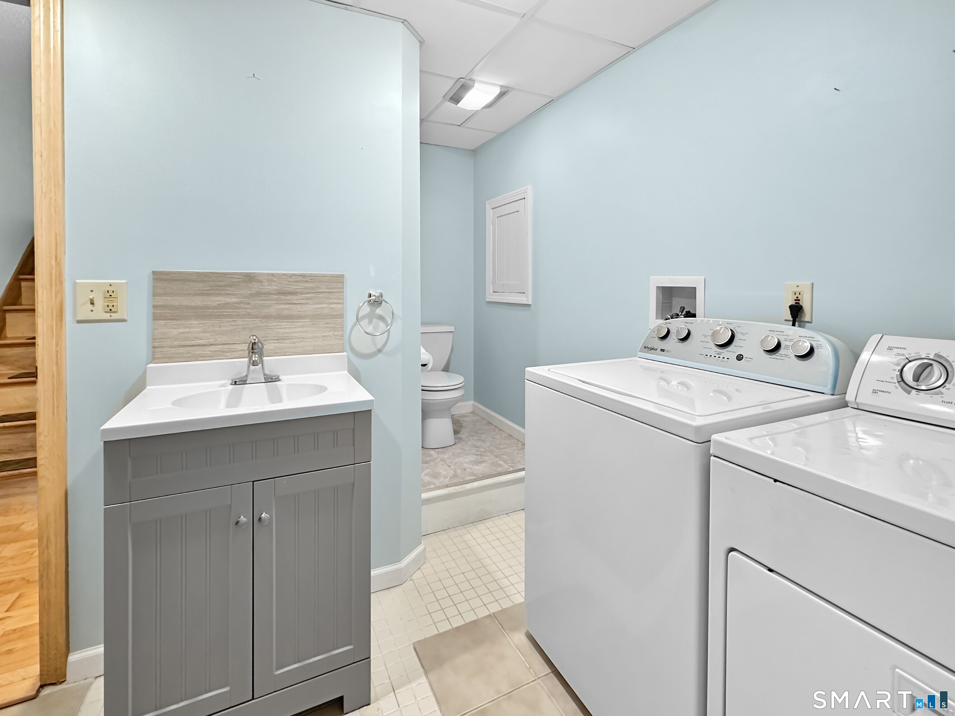 120 Giants Neck Road East Lyme, CT 06357 - Photo 17 of 37 Gallery Image 17