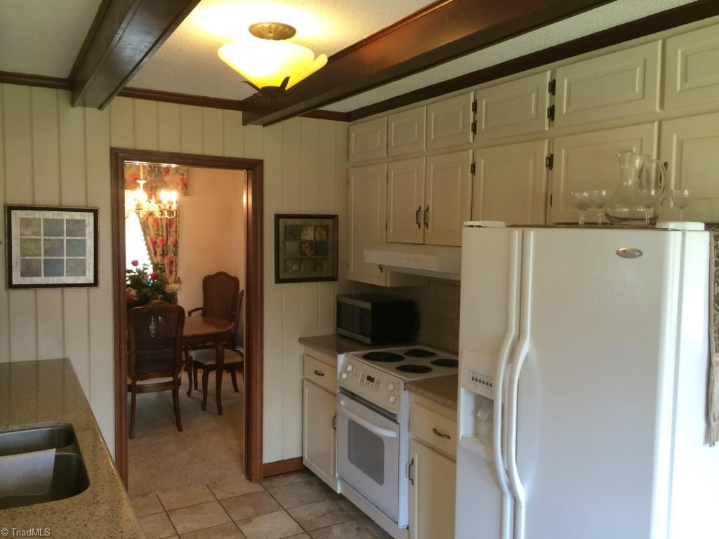 306 Golf Course Road, Unit A Pilot Mountain, NC 27041 - Photo 12 of 30 Gallery Image 12