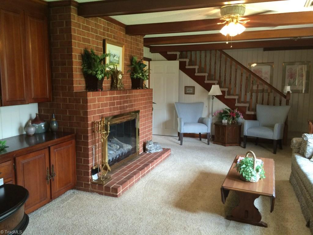 306 Golf Course Road, Unit A Pilot Mountain, NC 27041 - Photo 16 of 30 Gallery Image 16