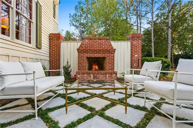 $1,625,000 | 437 Remington Avenue, Thomasville, GA 31792