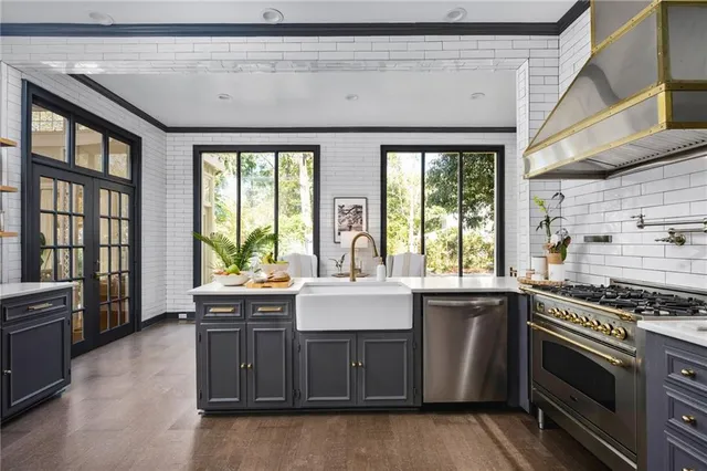 $1,625,000 | 437 Remington Avenue, Thomasville, GA 31792