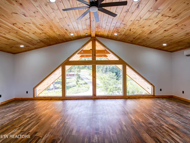 $1,100,000 | 630 Douglas Rdg Drive, Dandridge, TN 37725