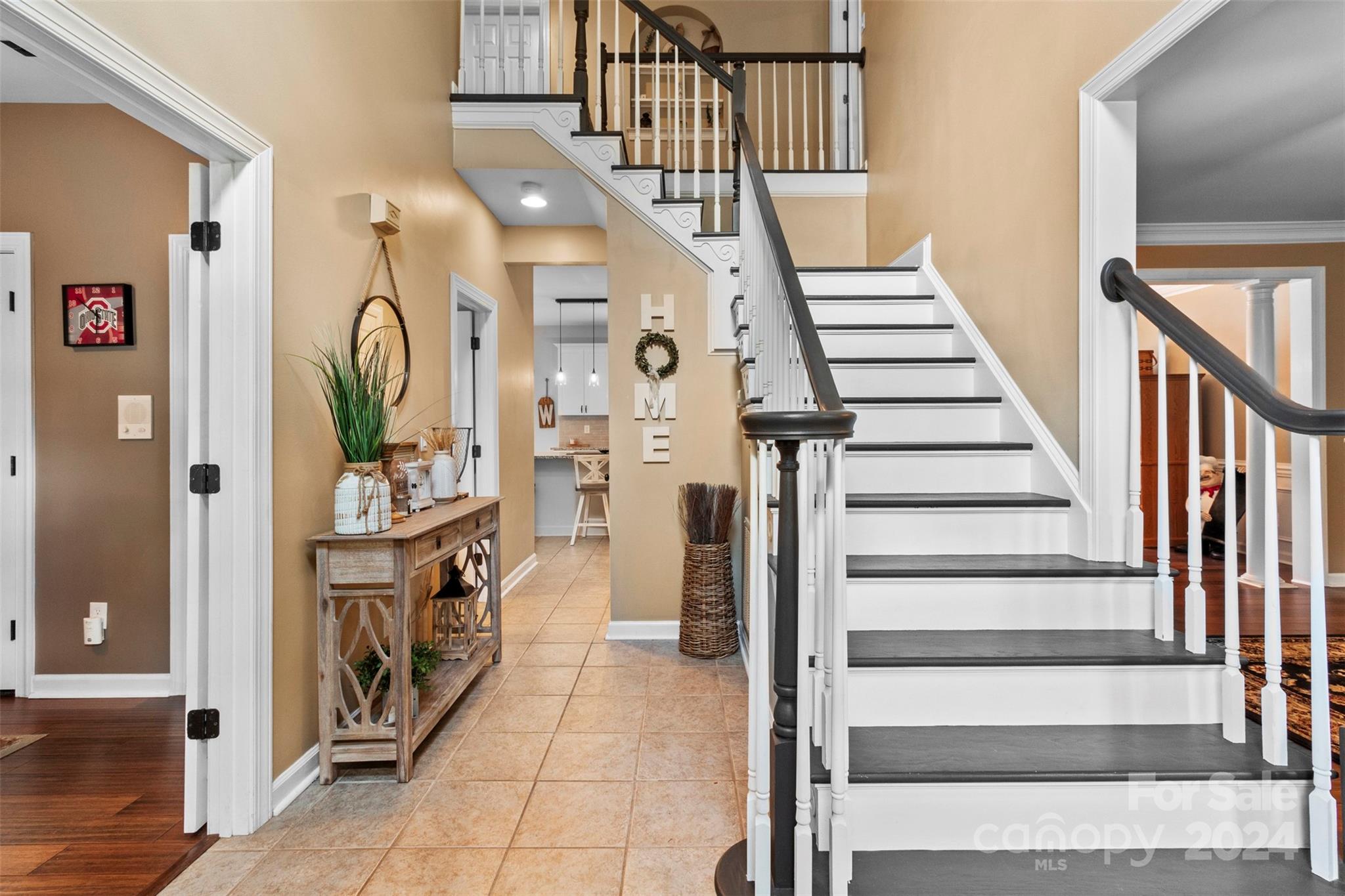 619 East Cheval Drive Fort Mill, SC 29708 - Photo 3 of 35