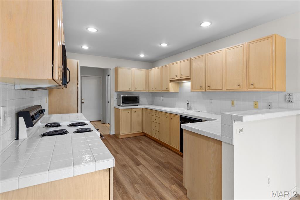 1700 Highview Cir Court Ballwin, MO 63021 - Photo 13 of 38