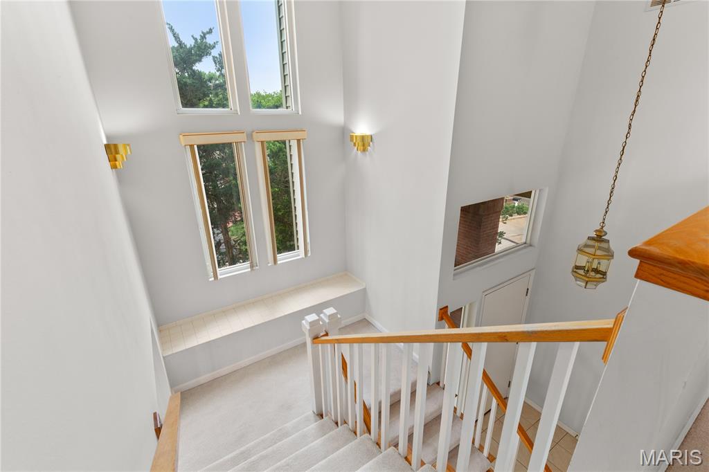 1700 Highview Cir Court Ballwin, MO 63021 - Photo 18 of 38