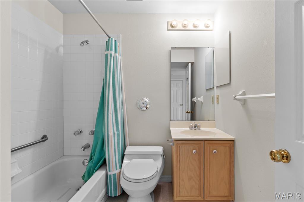 1700 Highview Cir Court Ballwin, MO 63021 - Photo 32 of 38