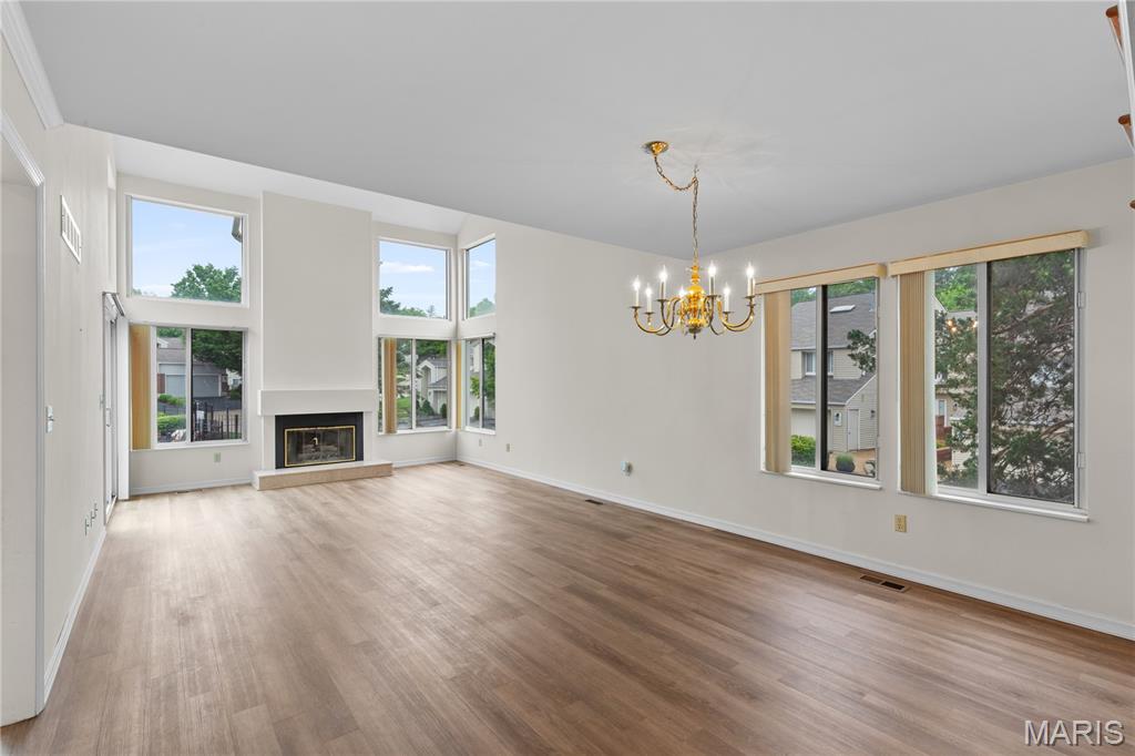 1700 Highview Cir Court Ballwin, MO 63021 - Photo 6 of 38