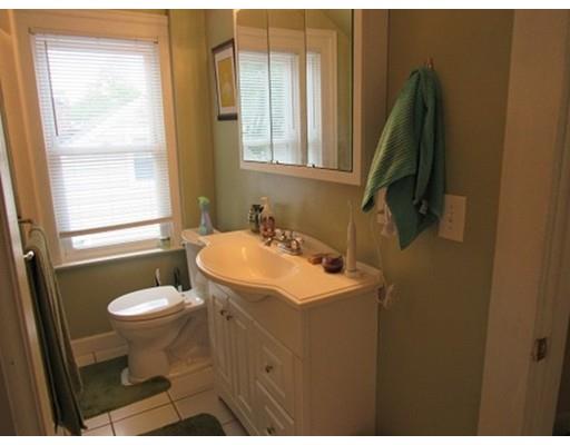 68 Ellsworth Avenue Springfield, MA 01118 - Photo 15 of 18
