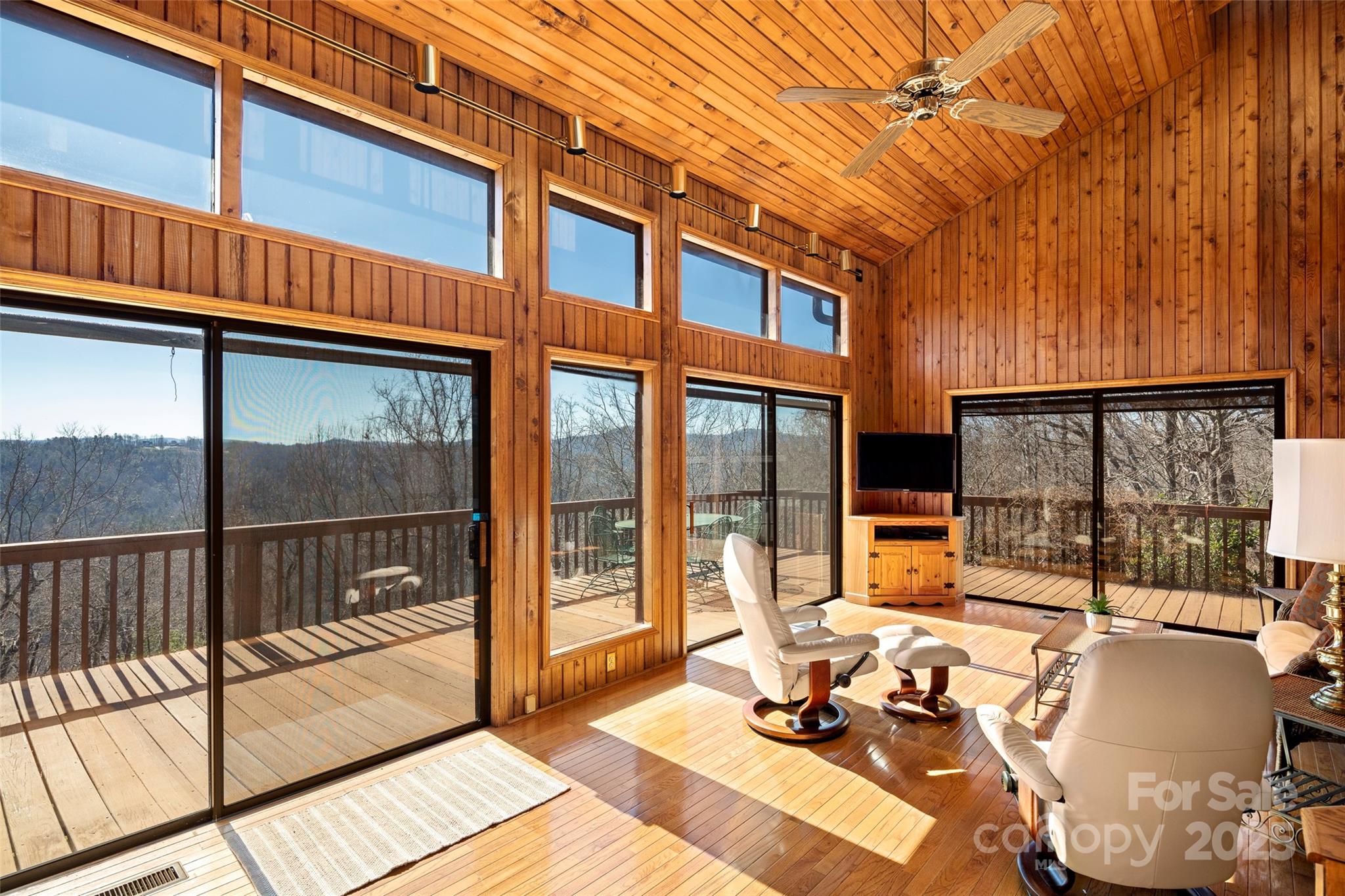 240 General Hill Road Flat Rock, NC 28731 - Photo 6 of 41