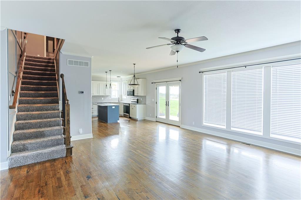 900 Southeast Forest Ridge Court Blue Springs, MO 64014 - Photo 11 of 51