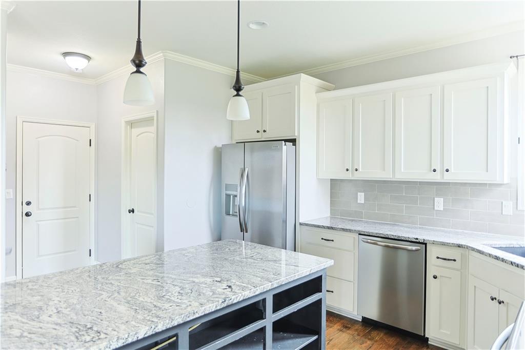 900 Southeast Forest Ridge Court Blue Springs, MO 64014 - Photo 19 of 51