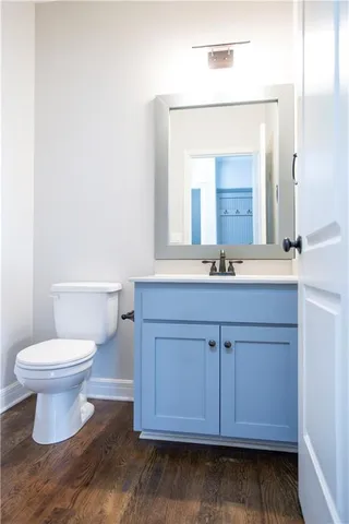 $450,000 | 900 Southeast Forest Ridge Court, Blue Springs, MO 64014