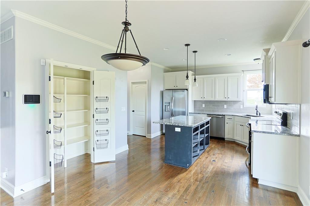 900 Southeast Forest Ridge Court Blue Springs, MO 64014 - Photo 22 of 51