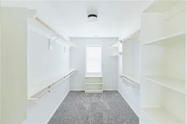 $450,000 | 900 Southeast Forest Ridge Court, Blue Springs, MO 64014