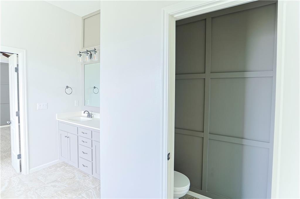 900 Southeast Forest Ridge Court Blue Springs, MO 64014 - Photo 42 of 51