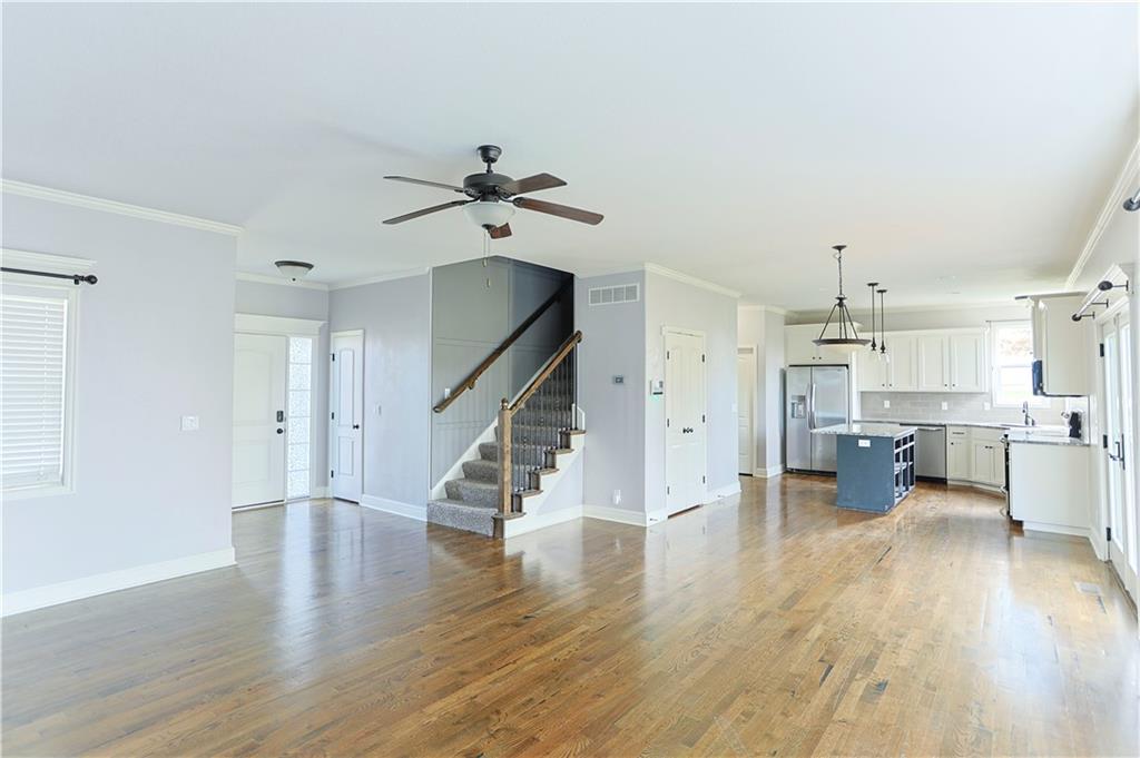 900 Southeast Forest Ridge Court Blue Springs, MO 64014 - Photo 10 of 51