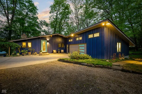 $949,000 | 7753 Ivy Drive, Nineveh, IN 46164