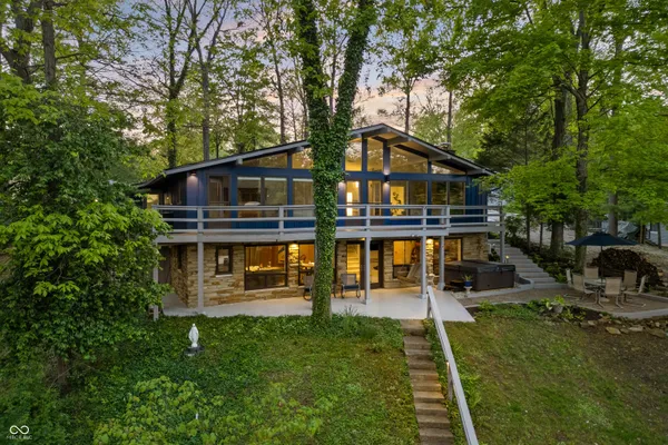 $949,000 | 7753 Ivy Drive, Nineveh, IN 46164