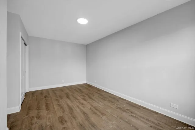 $319,988 | 141-37 Union Turnpike, Unit 2O | Kew Gardens Hills