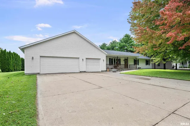 $399,900 | 13109 83rd Avenue, Blue Grass, IA 52726
