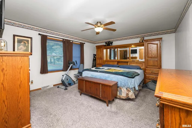 $399,900 | 13109 83rd Avenue, Blue Grass, IA 52726