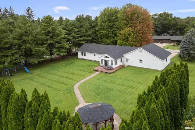 $399,900 | 13109 83rd Avenue, Blue Grass, IA 52726