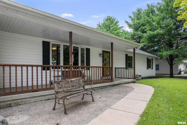 $399,900 | 13109 83rd Avenue, Blue Grass, IA 52726