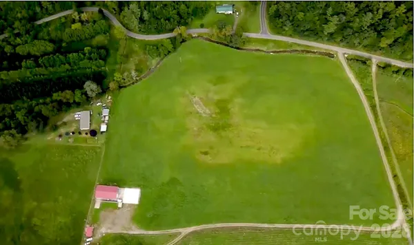 $799,000 | 124 Shootout Lane, Burnsville, NC 28714