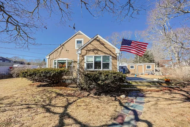 $524,999 | 20 Sunset Terrace, Barnstable, MA 02601