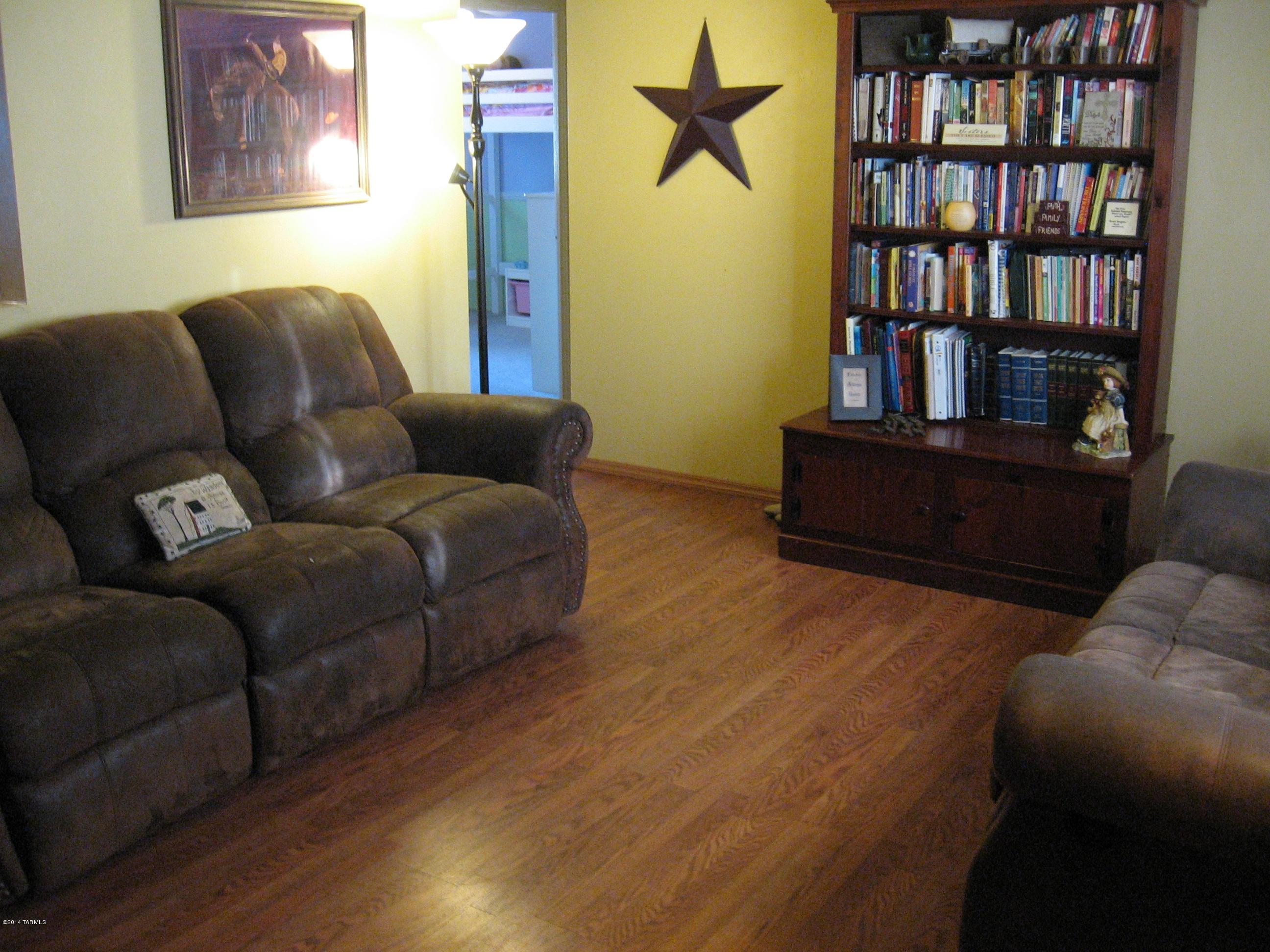 4054 North Pomona Road Tucson, AZ 85705 - Photo 4 of 18