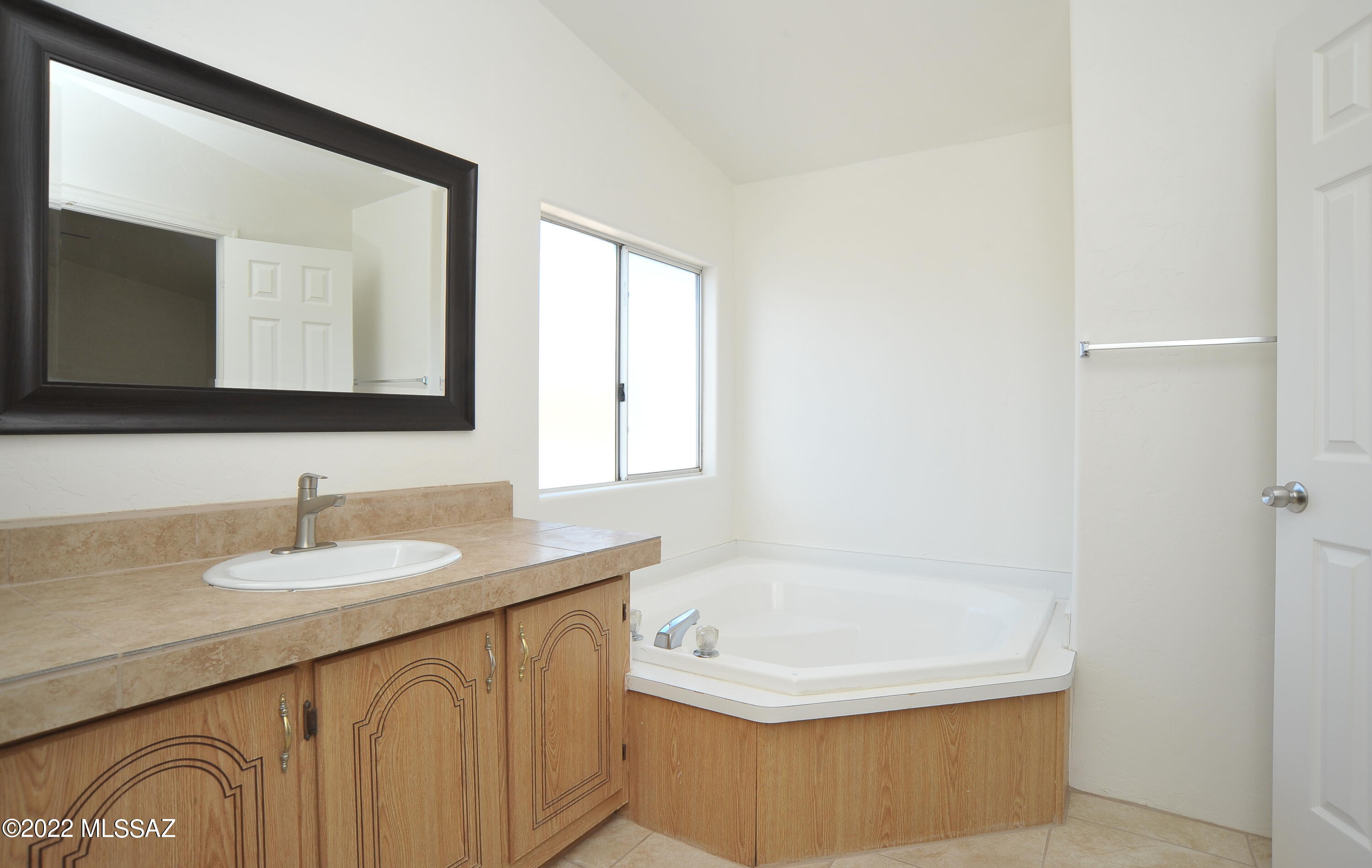 2772 West Quail Road Tucson, AZ 85746 - Photo 17 of 38 Gallery Image 17