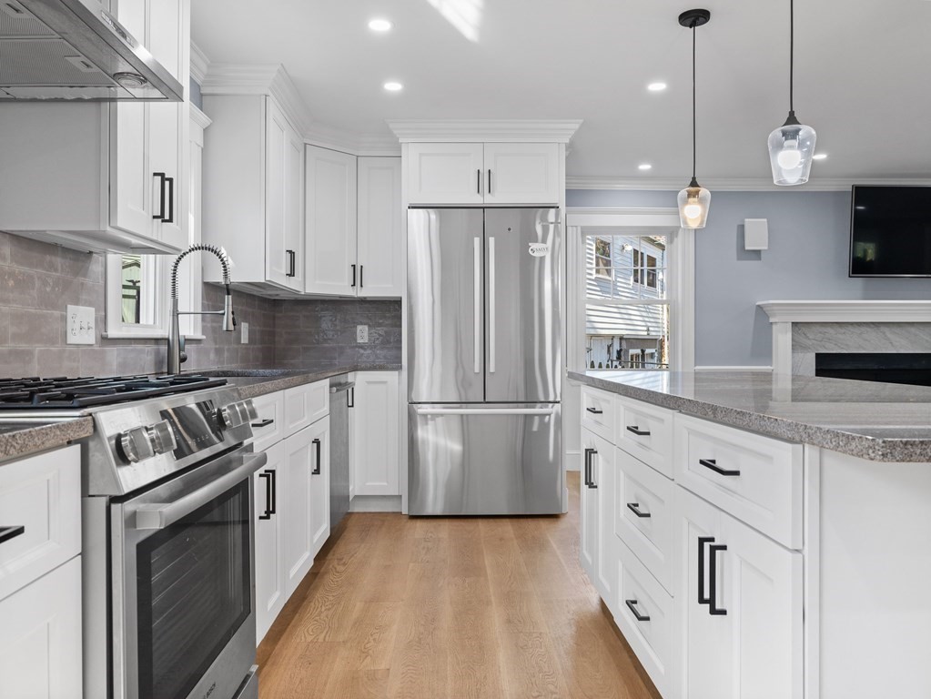 36 Morey Road Boston, MA 02132 - Photo 6 of 32 Gallery Image 6