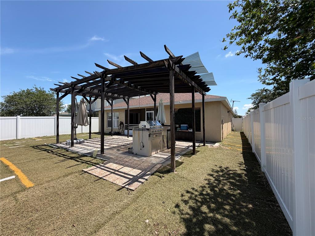 945 Tramells Trail Kissimmee, FL 34744 - Photo 31 of 36 a view of a patio