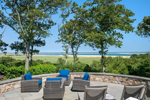 $7,999,000 | 30 Tisquantum Road, Chatham, MA 02633
