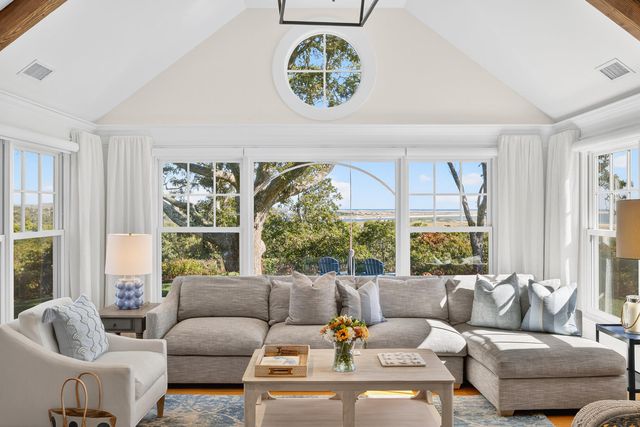 $7,999,000 | 30 Tisquantum Road, Chatham, MA 02633